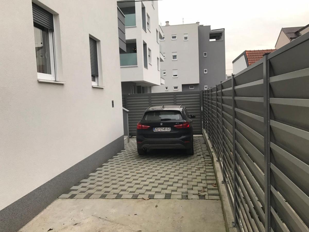 Apartment Sara - Free Parking For 2 Cars Záhřeb Exteriér fotografie